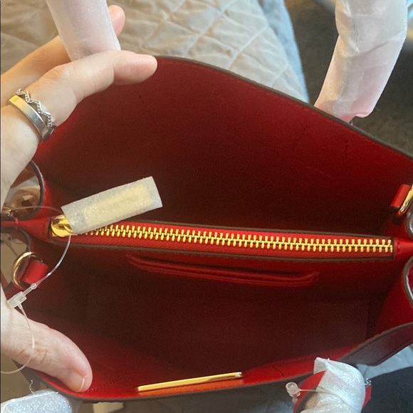 NWT Michael Kors Mercer Medium Pebbled Leather Crossbody Bag - Picture 13 of 13